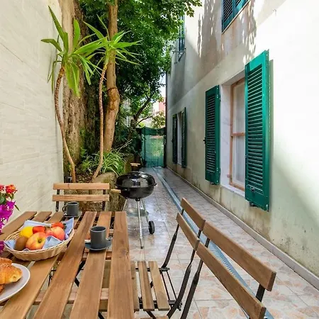 Casasmeraldo Apartment *